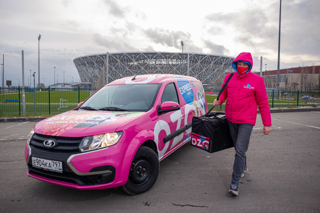 Курьерская доставка Озон