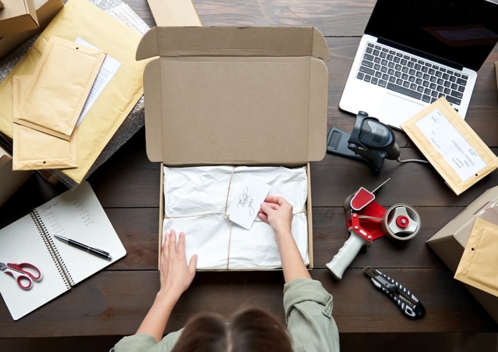 Упаковка товара для продажи