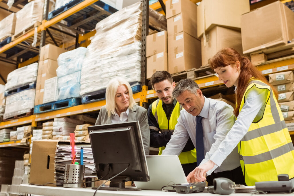 Сотрудники склада